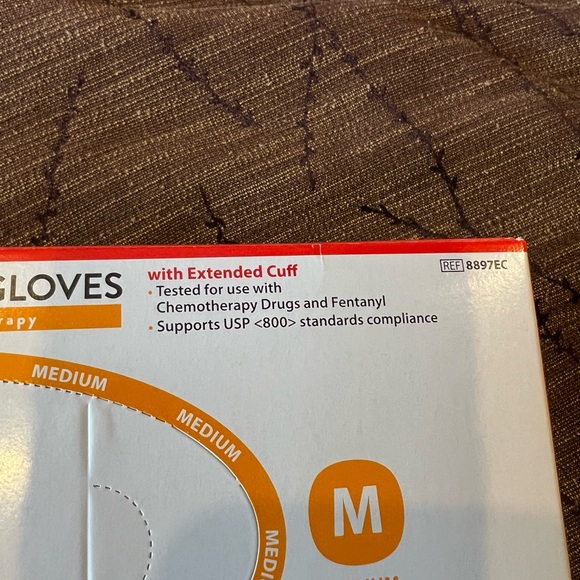 CardinalHealth nitrile exam gloves - Picture 2 of 5